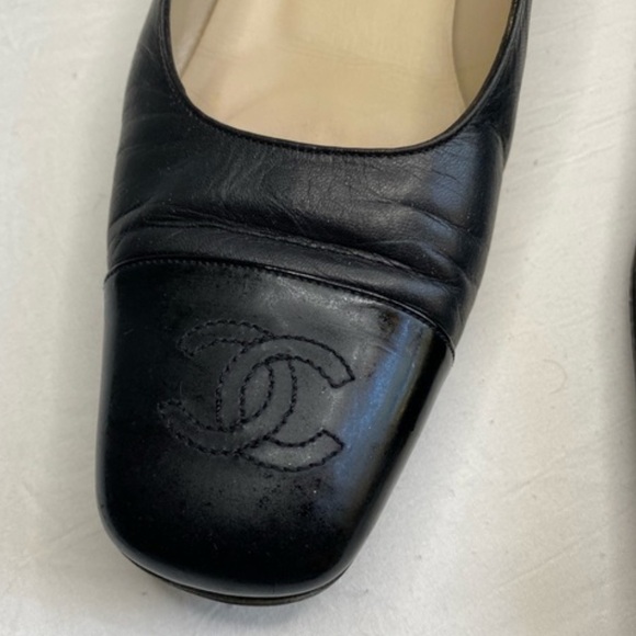 Vintage Chanel Finition LOGO Cap Tor Flats Sz 40 1/2 Women - Picture 3 of 8